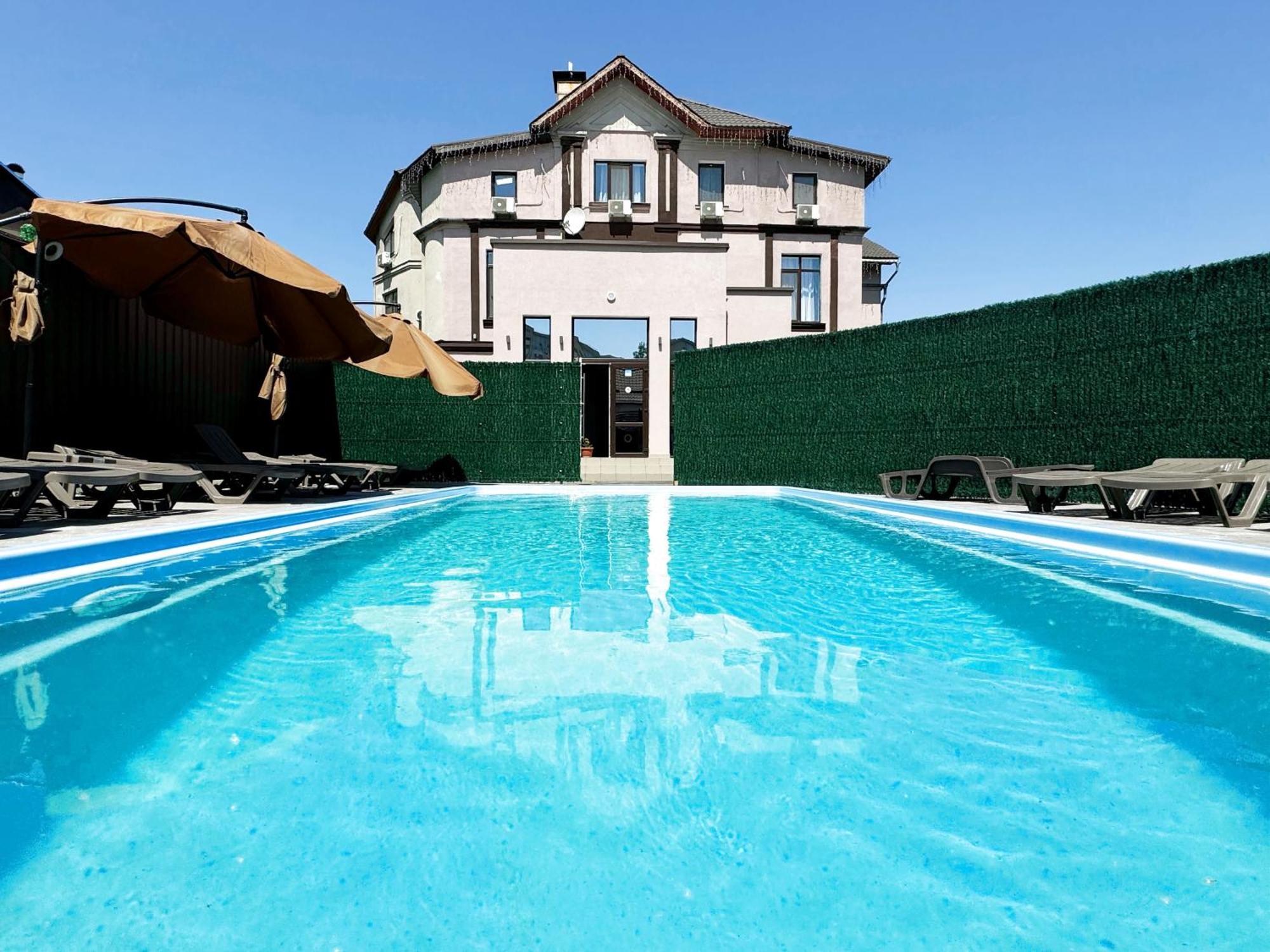 Signeev'S Villa Kiew Exterior foto